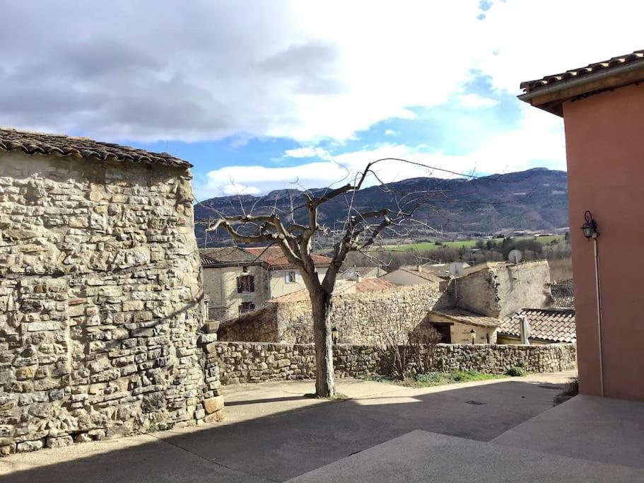 Gite Confortable Village Medieval Sainte-Jalle Baronnies Provencales Екстериор снимка