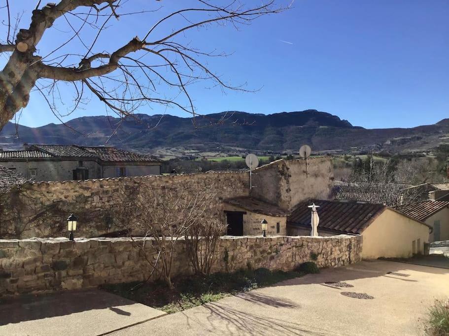 Gite Confortable Village Medieval Sainte-Jalle Baronnies Provencales Екстериор снимка